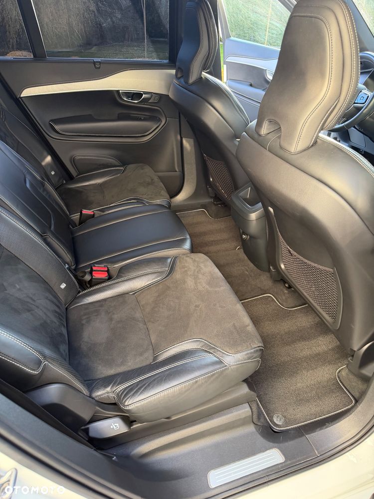 Volvo XC 90 B5 D AWD R-Design - 31