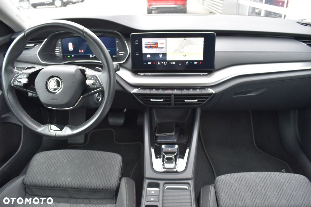 Skoda Octavia 2.0 TDI Ambition DSG - 9