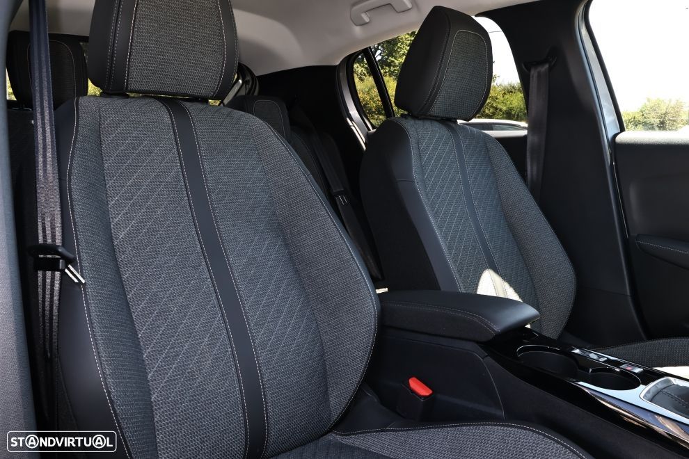 Peugeot 208 1.2 PureTech Allure - 12