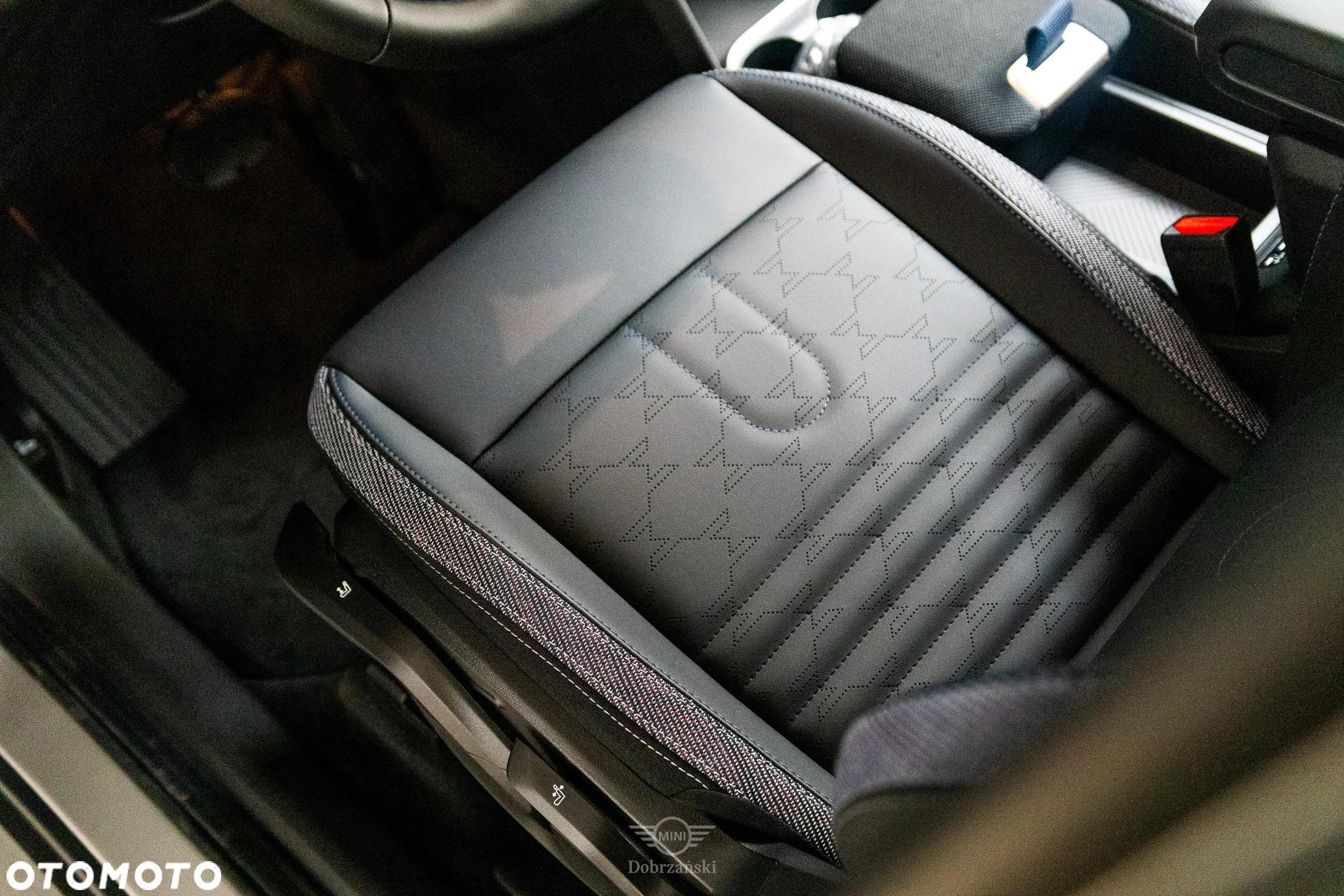 MINI Countryman - 25