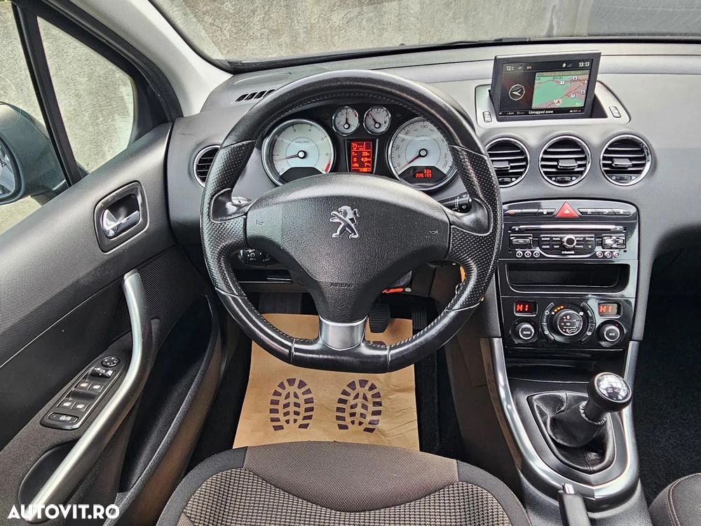 Peugeot 308 120 VTi Style - 9