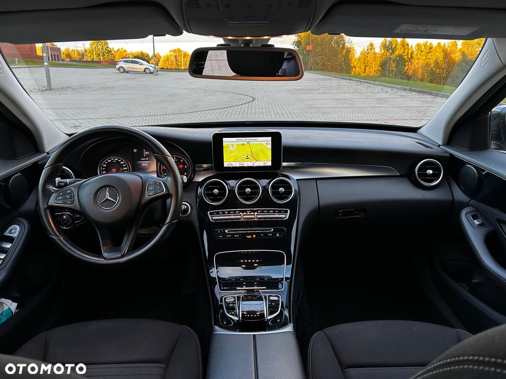 Mercedes-Benz Klasa C 200 (BlueTEC) d T 7G-TRONIC - 27