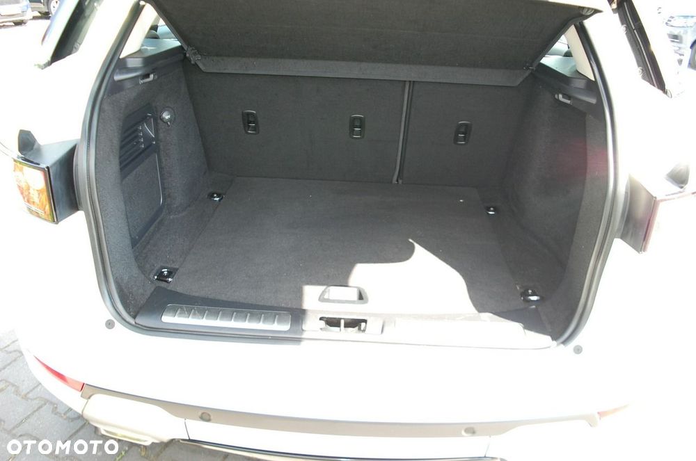 Land Rover Range Rover Evoque - 29
