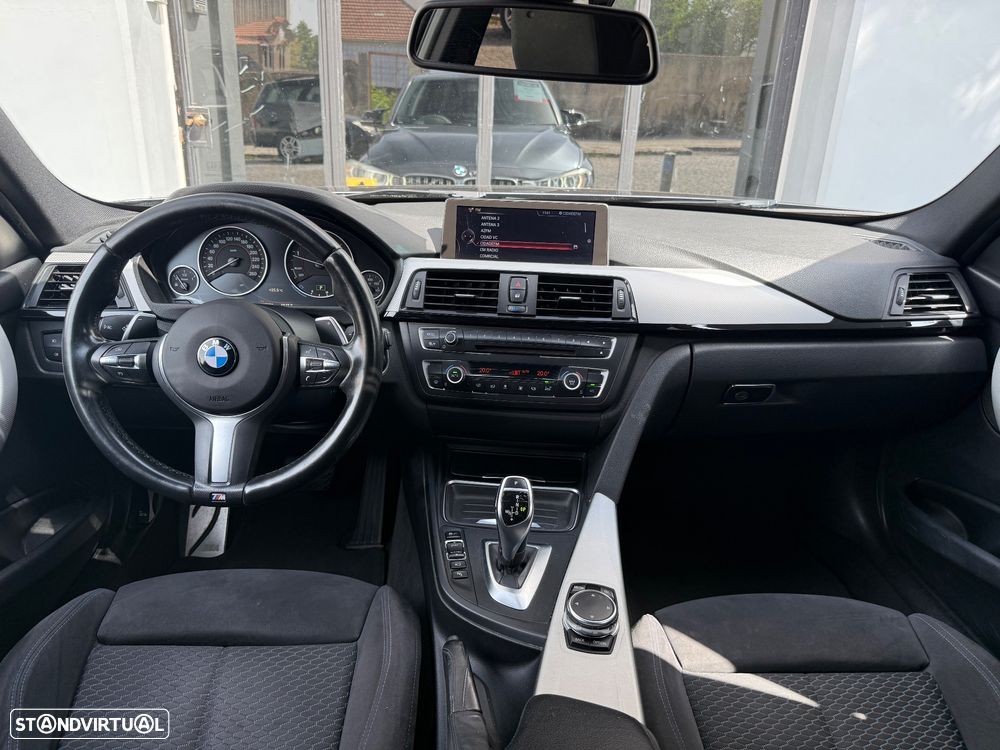 BMW 320 d Auto Pack M - 16