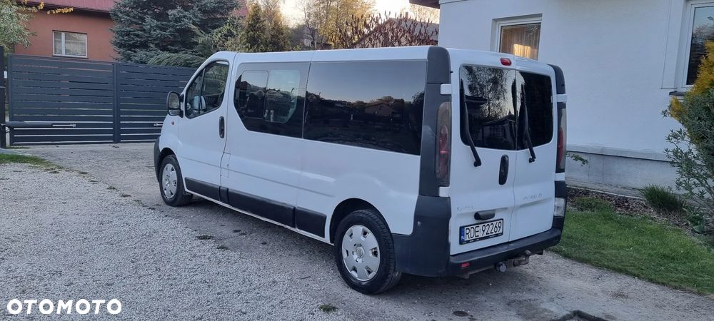 Opel Vivaro - 4