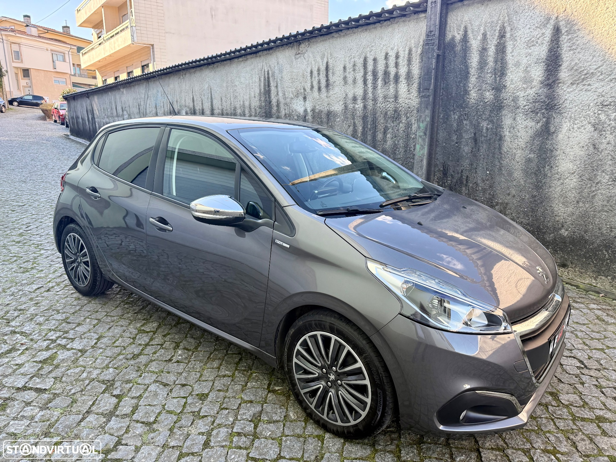 Peugeot 208 1.2 PureTech Style - 2