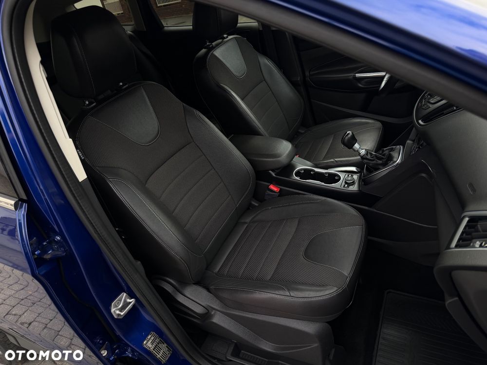 Ford Kuga 2.0 TDCi 4x4 Individual - 24