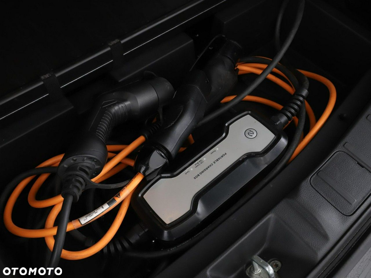 Mitsubishi Outlander - 40