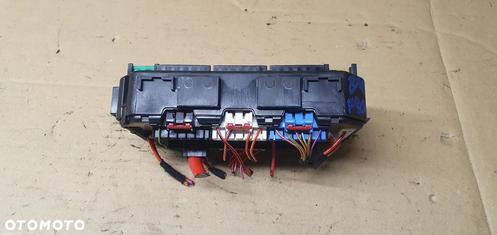 Moduł skrzynka bezpieczników BMW 3 F30 F31 9389068 - 3