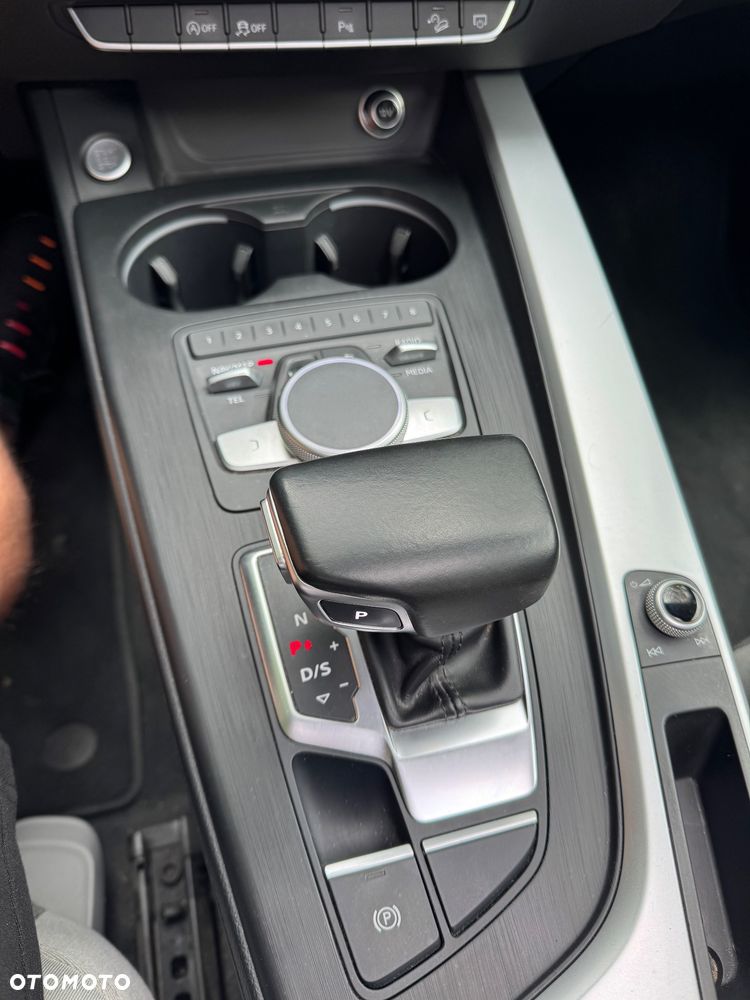 Audi A4 Allroad - 25