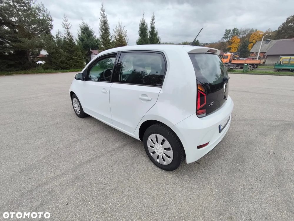 Volkswagen up! 1.0 Beats - 11