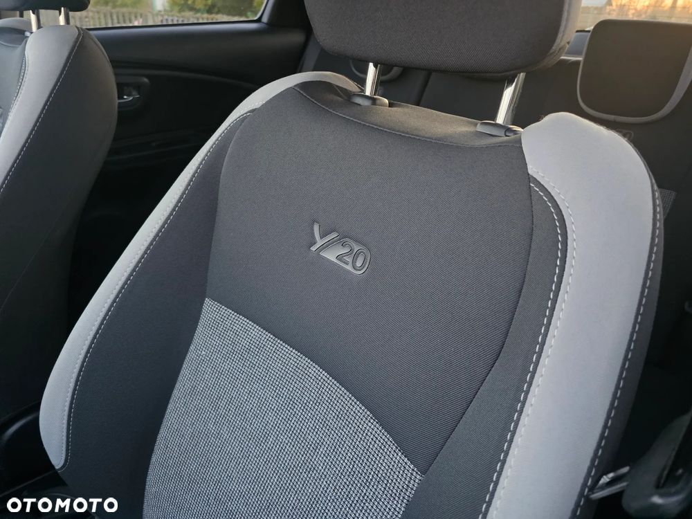 Toyota Yaris 1.5 20th Anniversary - 21