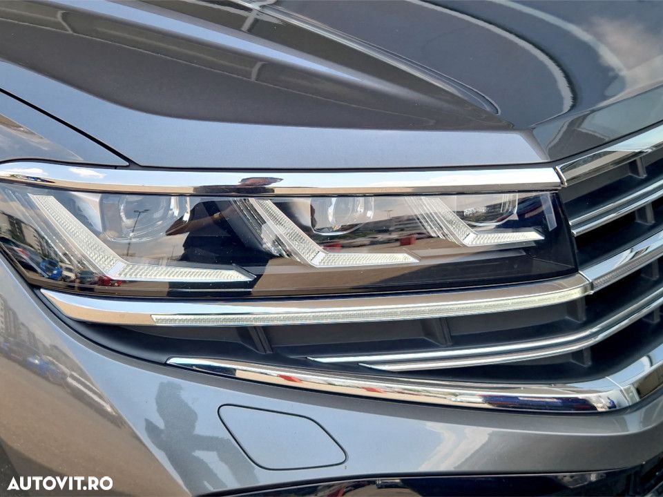 Volkswagen Touareg 3.0 V6 TDI SCR 4Motion Automatik Elegance - 10