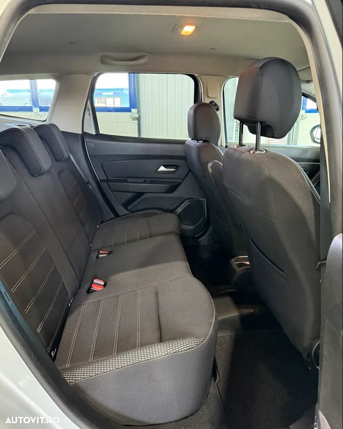 Dacia Duster 1.5 Blue dCi Prestige - 13