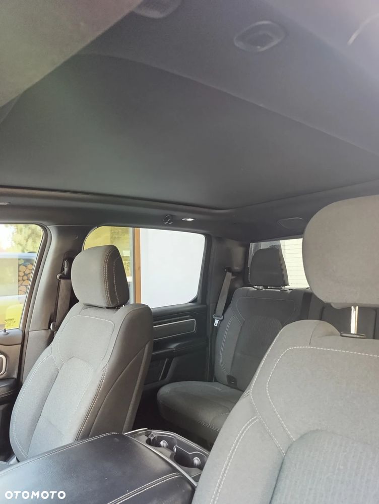 RAM 1500 Crew Cab Shortbed Bighorn - 11