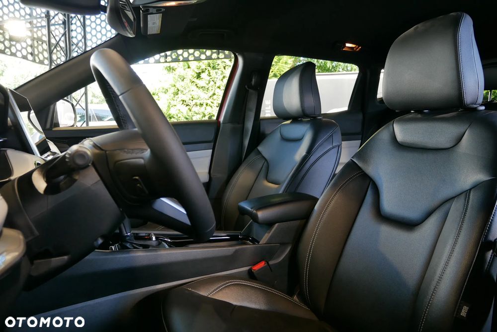 Jeep Compass - 12