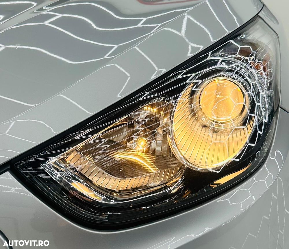 Hyundai ix35 1.7 CRDI 2WD blue Finale Silver - 10