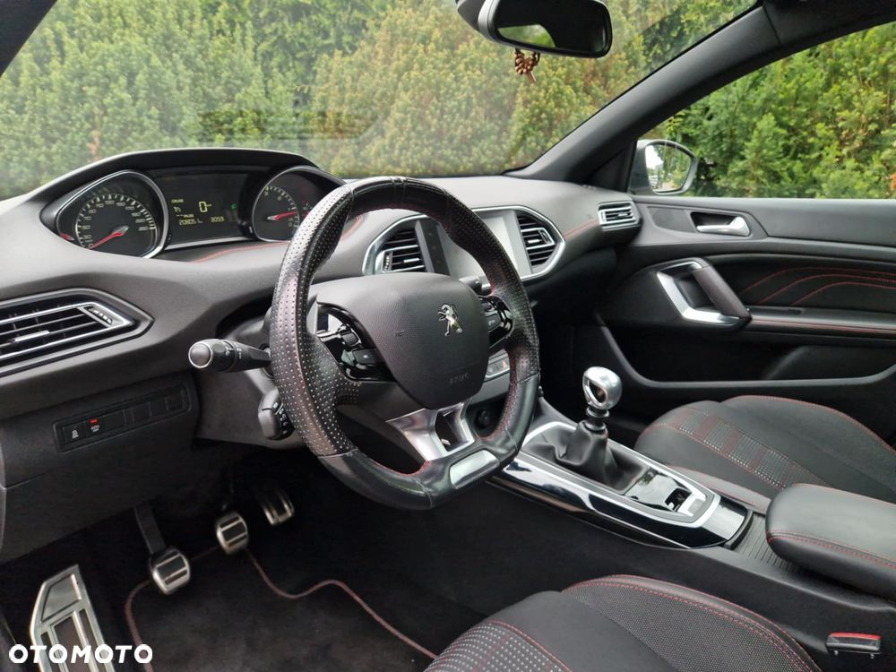Peugeot 308 - 10