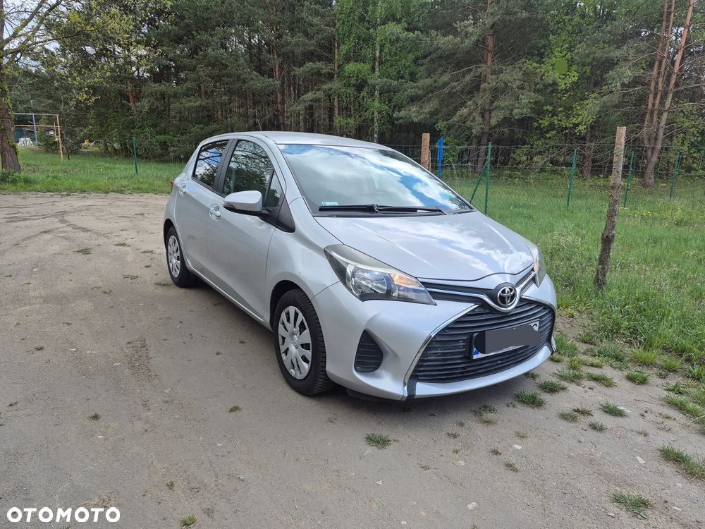 Toyota Yaris 1.33 Premium - 3