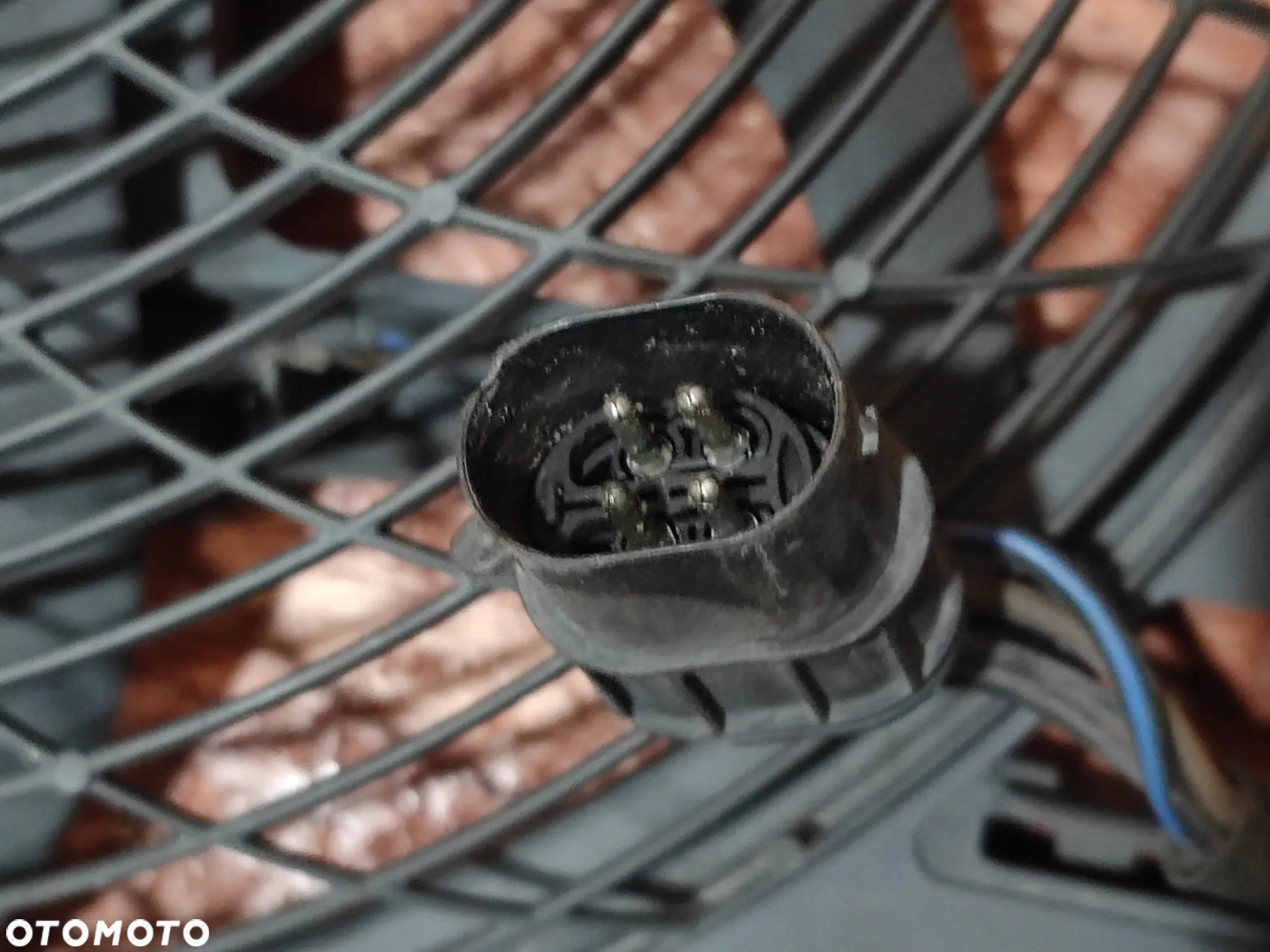 BMW E39 ORYGINALNY WENTYLATOR KLIMATYZACJI / ELEKTRYCZNY WIATRAK 4 PINY CHŁODNICY KLIMY O NR. 64 54 6 919 058 / 64 54 8 373 003  / 64 50 6 908 031 /  64 54 6 921 396 OEM SPRAWNY W 100% - 9
