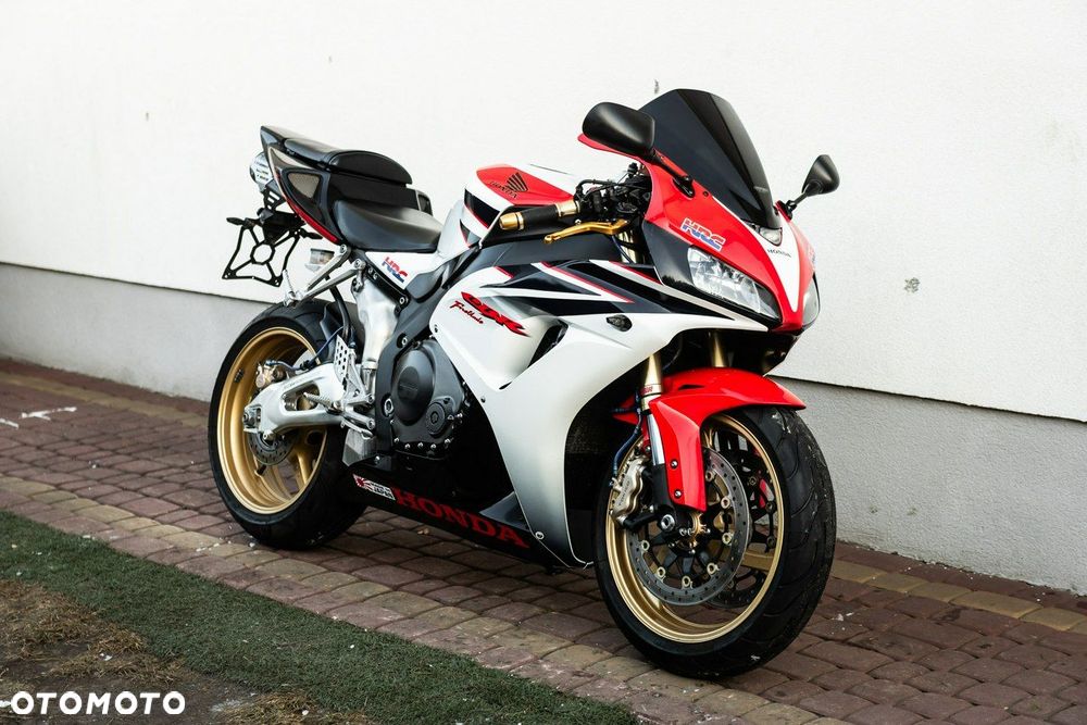 Honda CBR - 1