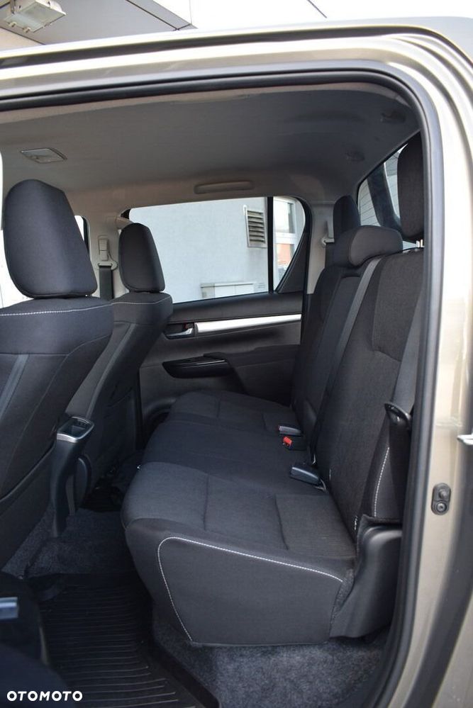 Toyota Hilux 2.8 D-4D mHEV Double Cab Executive 4x4 - 15
