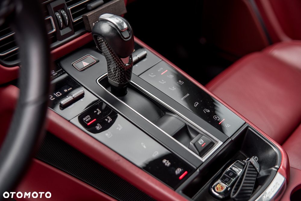 Porsche Macan GTS PDK - 20
