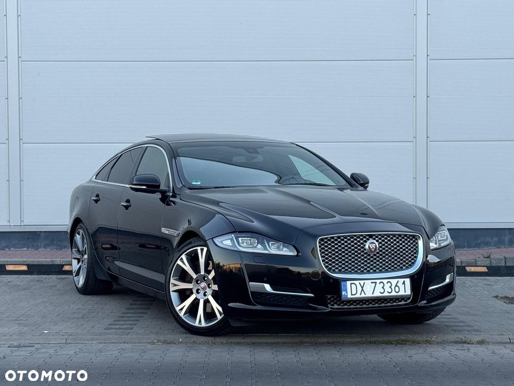 Jaguar XJ 3.0 V6 Diesel Portfolio - 3