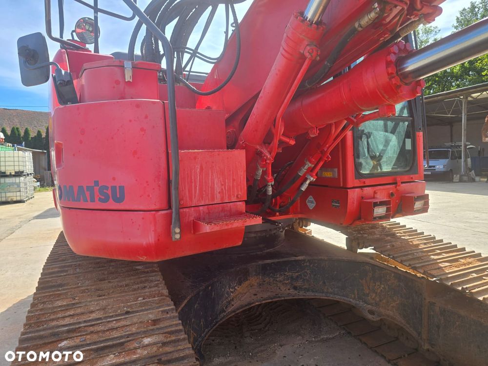 Komatsu PC 228 USLC-10 - 12