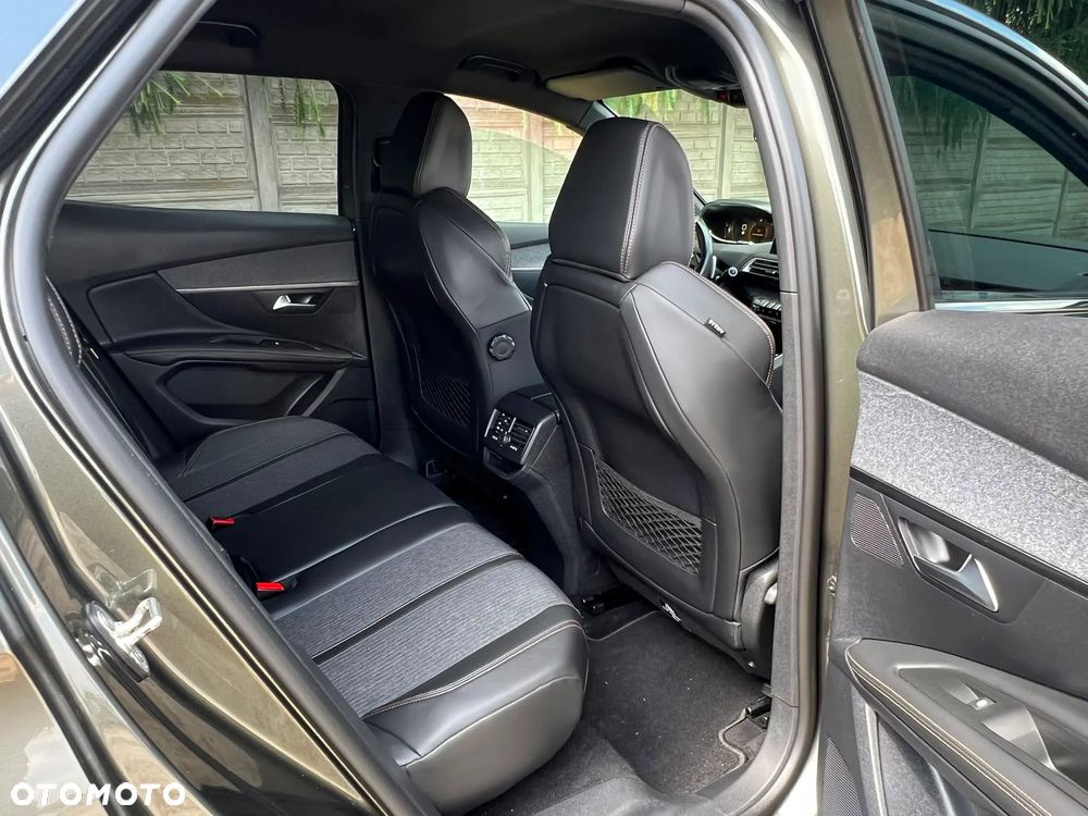 Peugeot 3008 BlueHDi 120 EAT6 Stop & Start Allure - 23