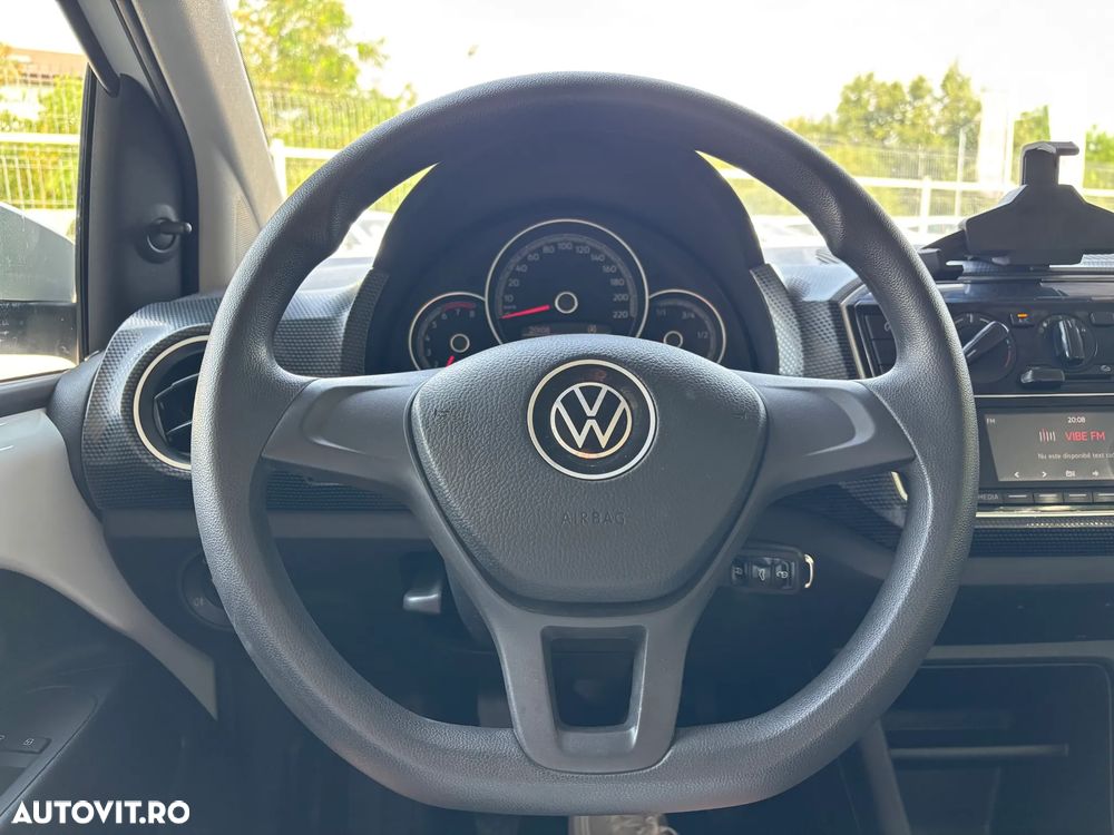 Volkswagen up! - 14