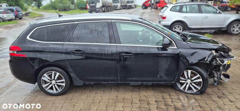 Peugeot 308 - 5