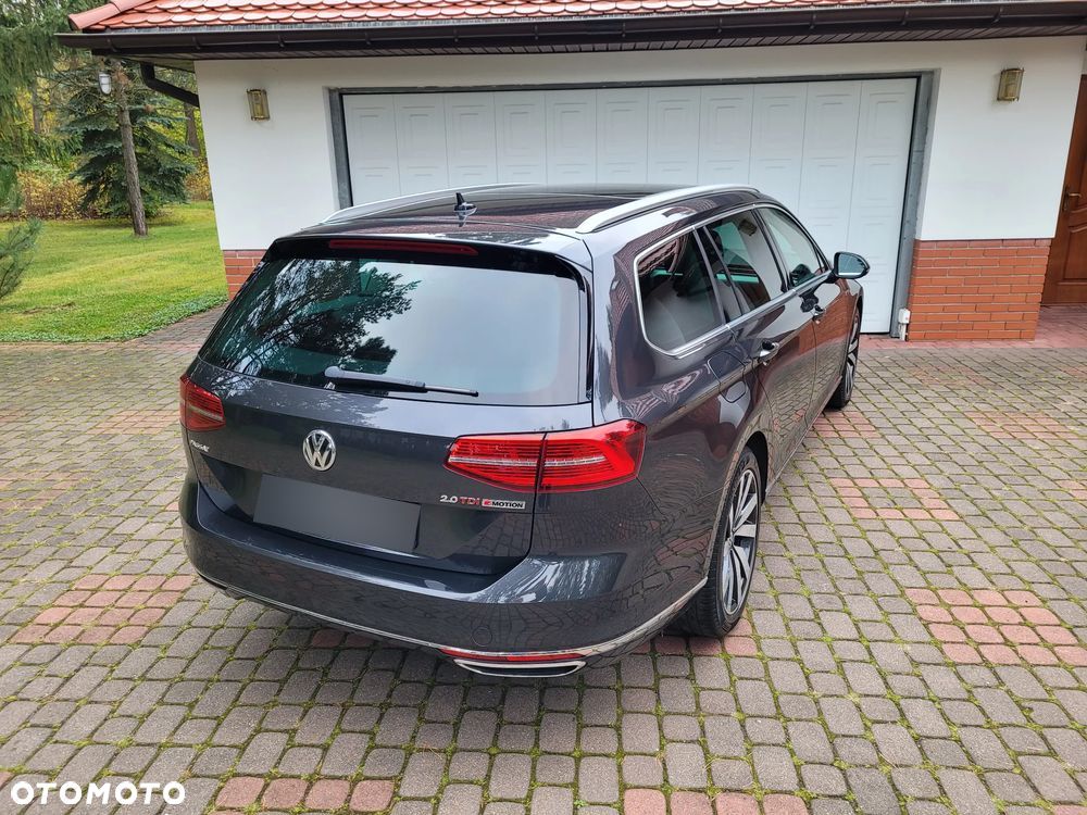Volkswagen Passat 2.0 TDI Bi-Turbo BMT 4Mot Highline DSG - 11