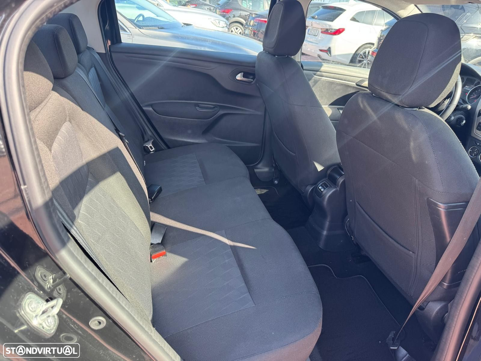Citroën C-Elysée 1.6 BlueHDi Shine - 6