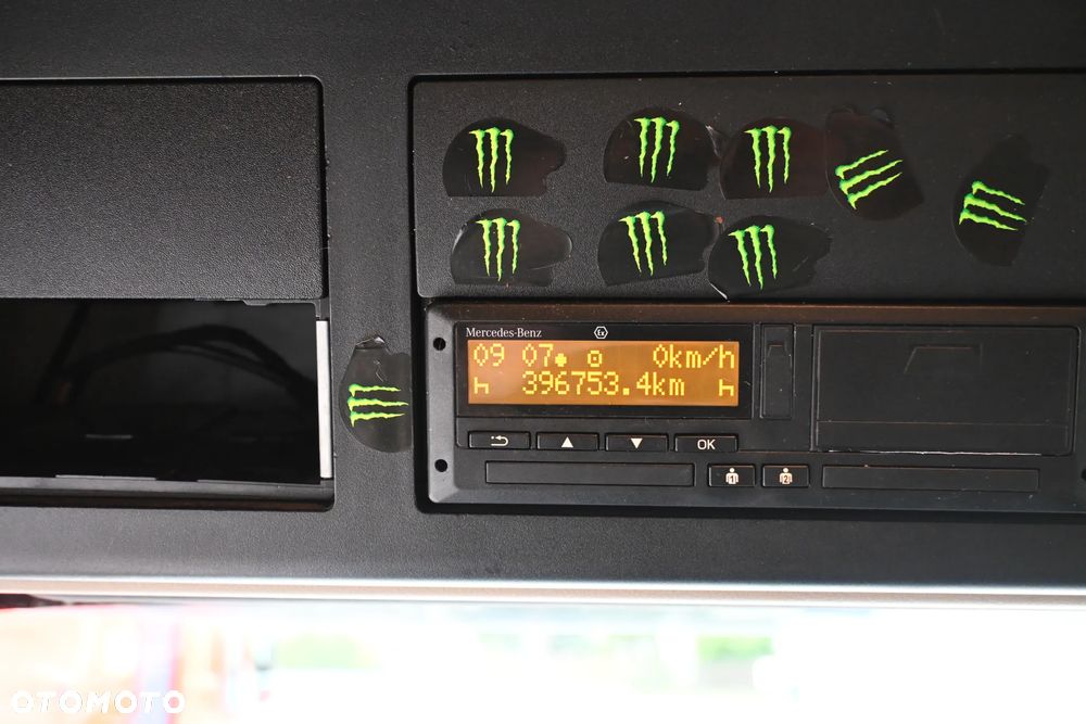 Mercedes-Benz Actros bez retardera - 16