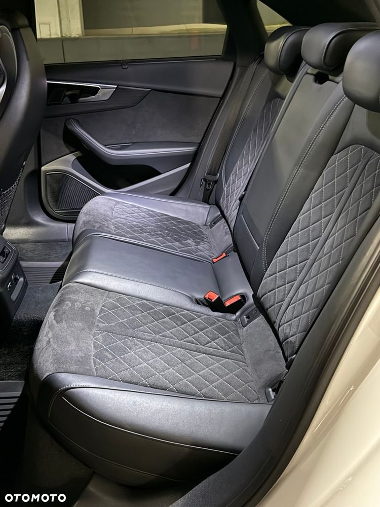 Audi A4 Limousine 40 TDI Quattro S Line S tronic - 14