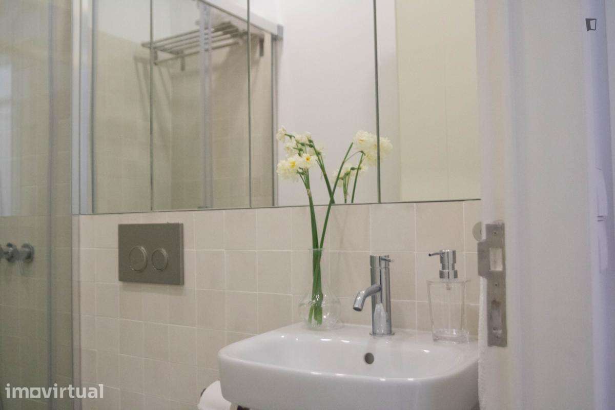 Apartamento com 1 quartos - localizado em Campolide Lisbon - Grande imagem: 4/10