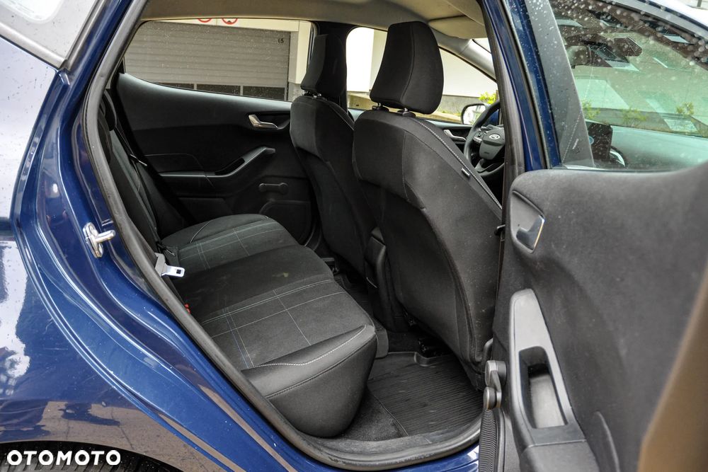 Ford Fiesta - 12