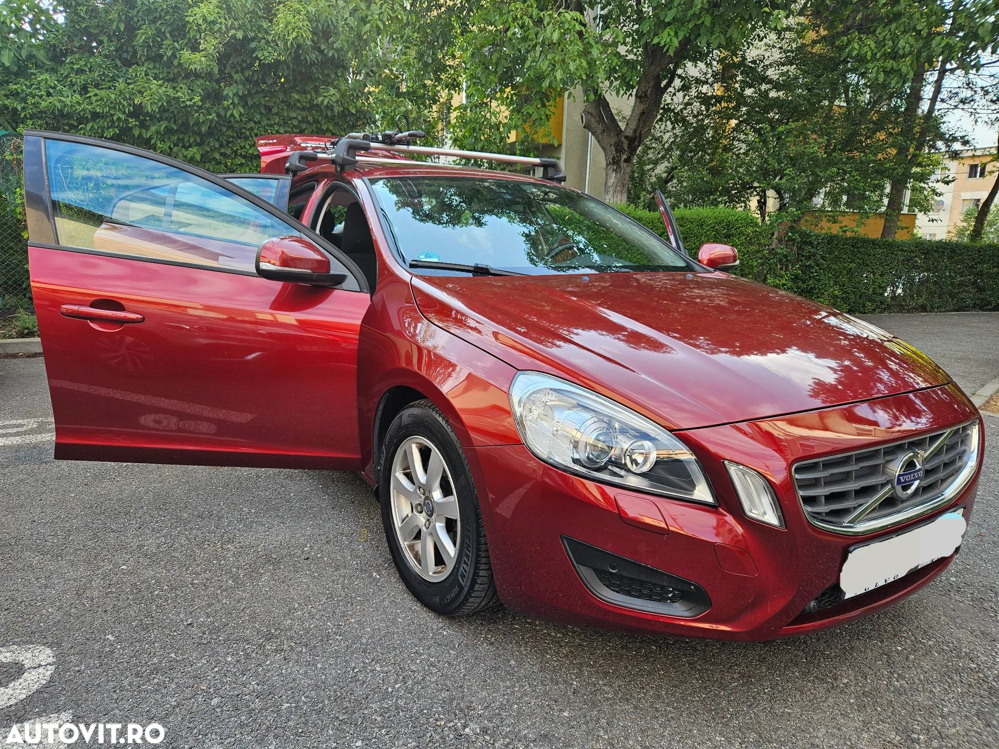 Volvo S60 DRIVe Momentum - 1