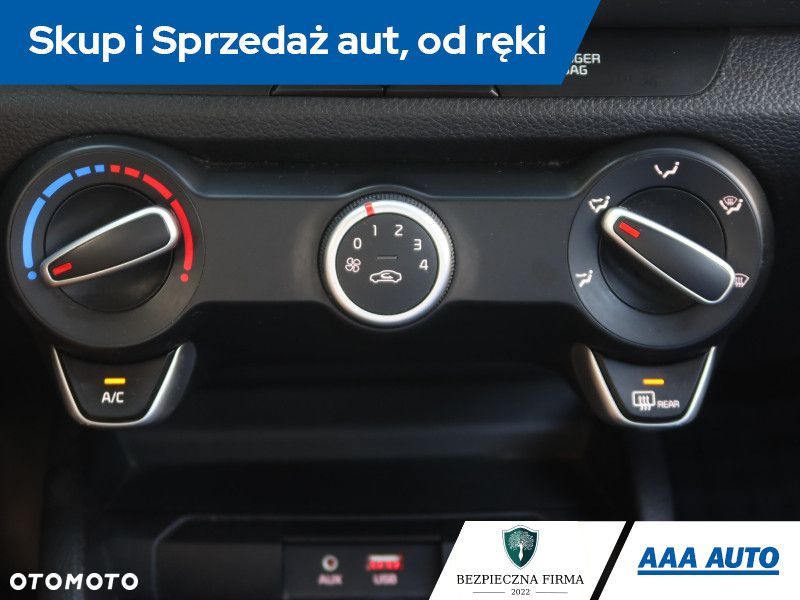 Kia Rio - 15