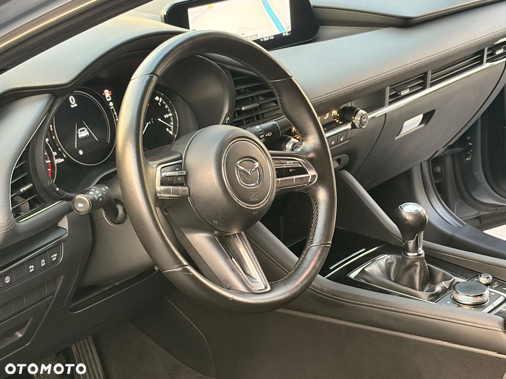Mazda 3 2.0 mHEV Hikari - 24