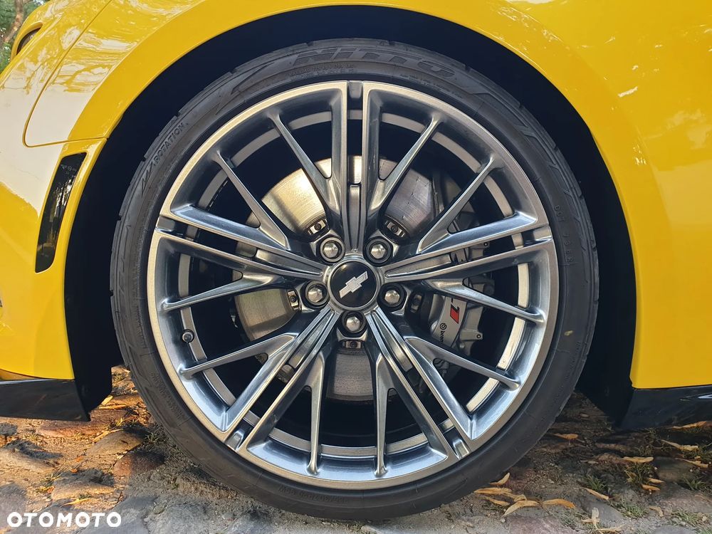 Chevrolet Camaro - 15