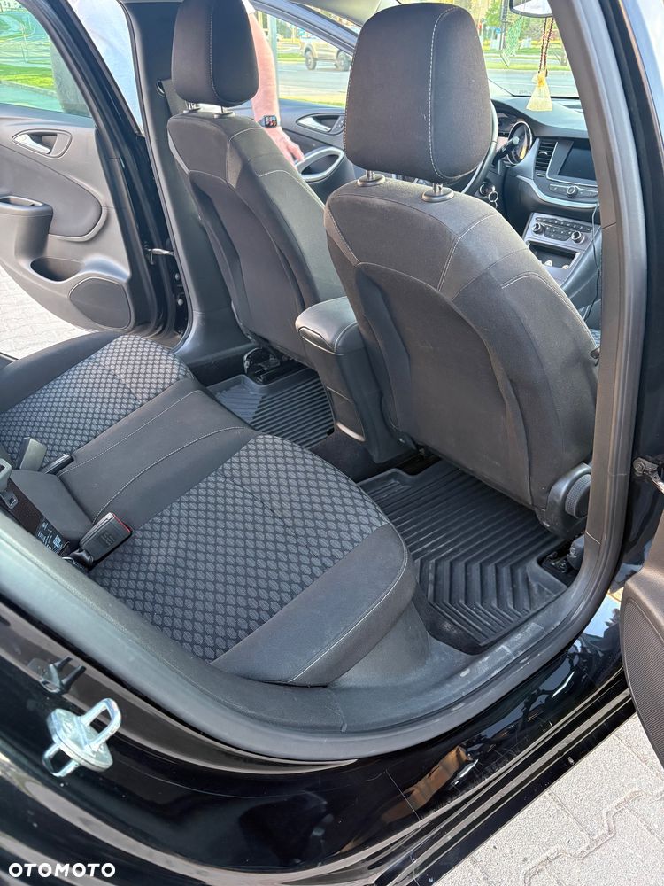 Opel Astra 1.5 CDTI Edition S&S - 11