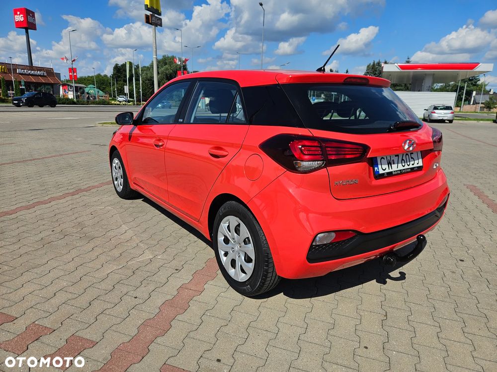 Hyundai i20 blue 1.2 Advantage - 10