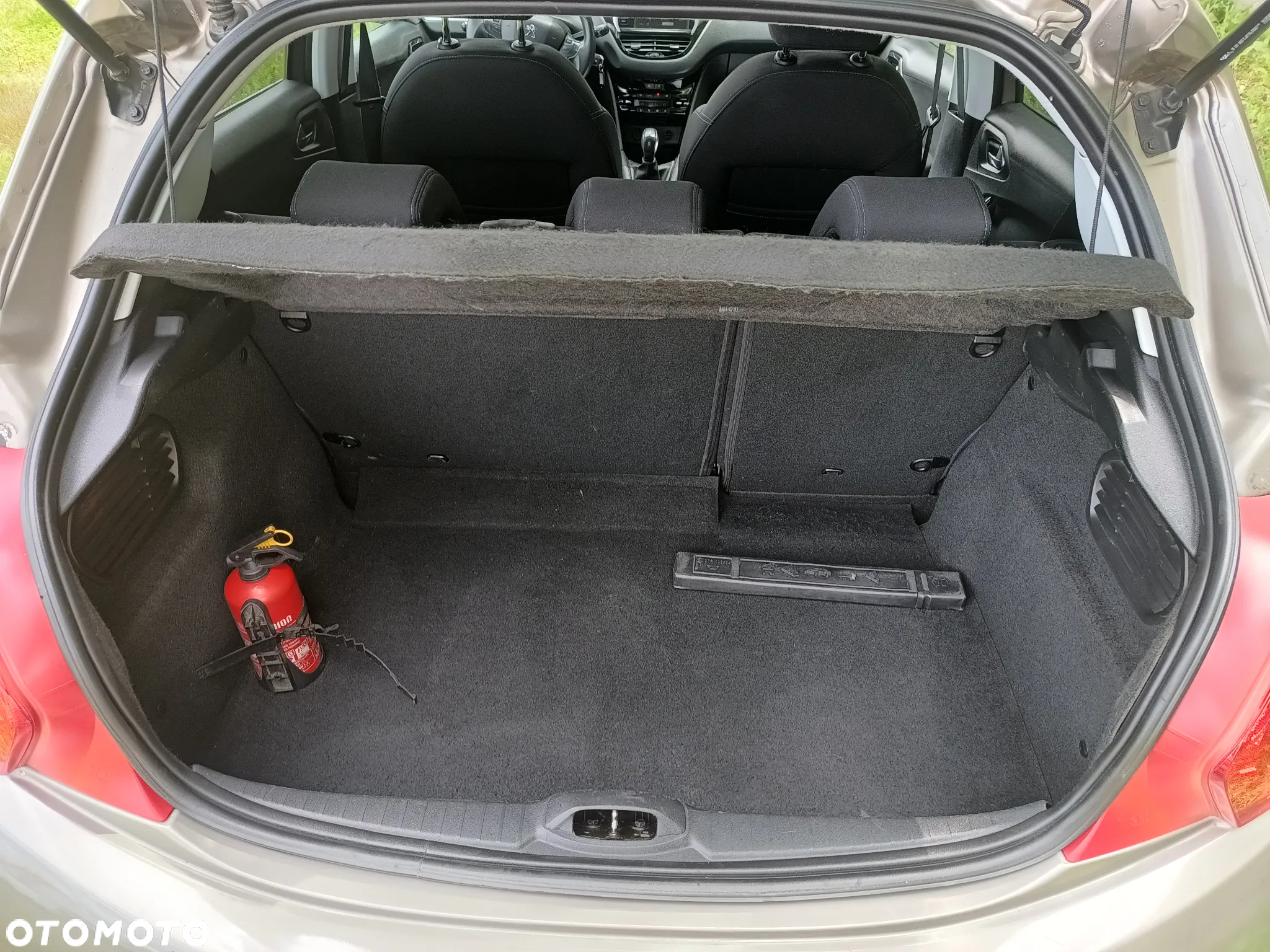 Peugeot 208 1.2 PureTech Active - 18