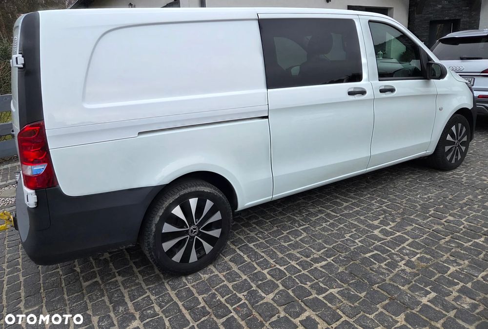 Mercedes-Benz Vito Mixto 5 miejsc - 25