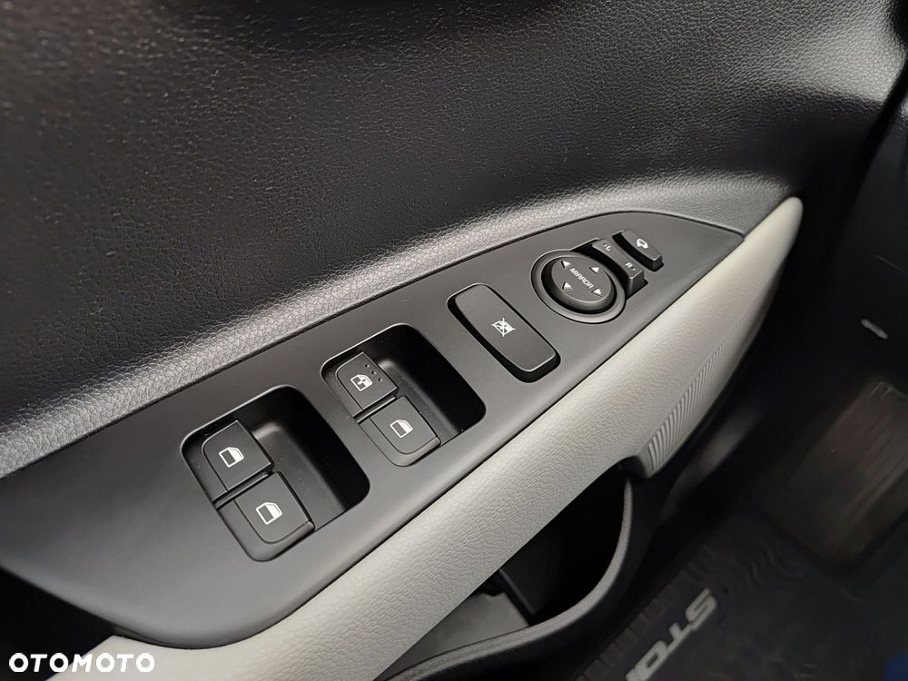 Kia Stonic 1.0 T-GDI L Business Line - 19