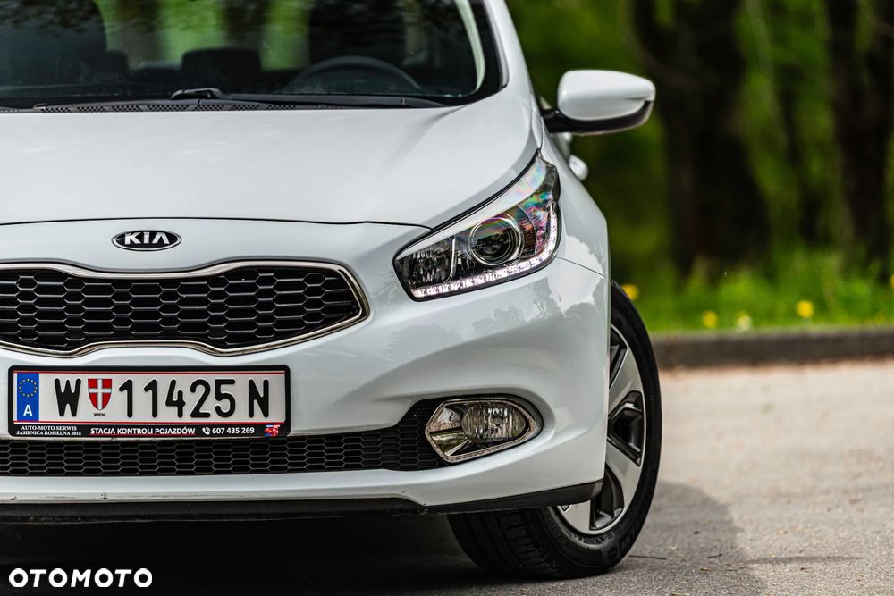 Kia Ceed 1.4 CVVT Vision - 11