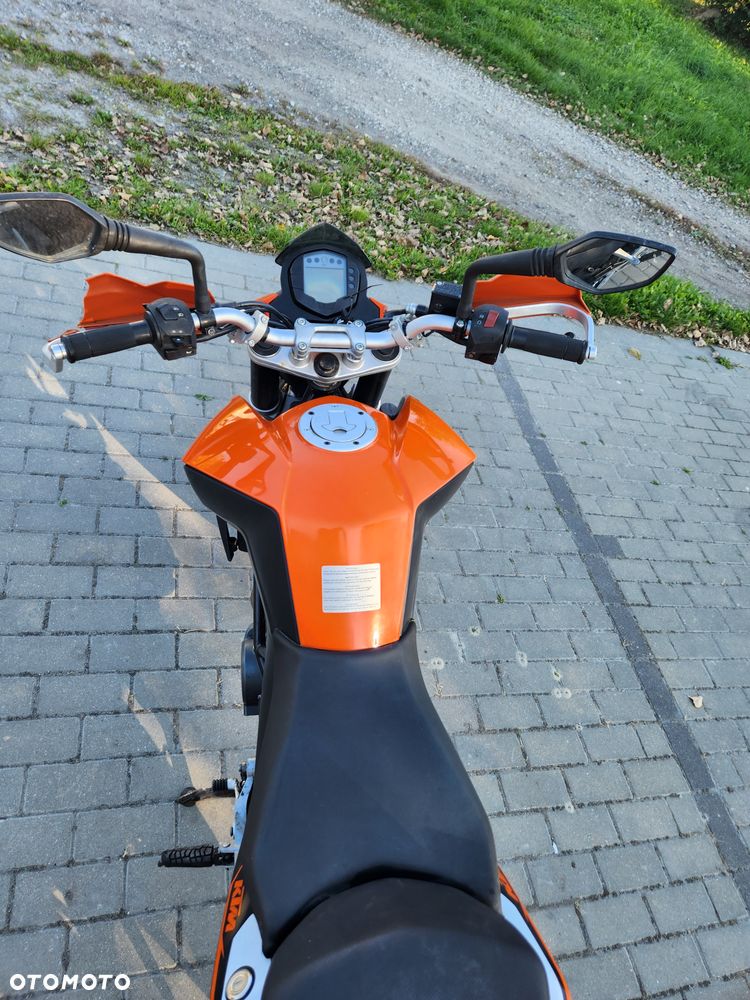 KTM Duke - 10