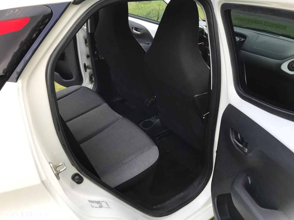 Toyota Aygo - 10
